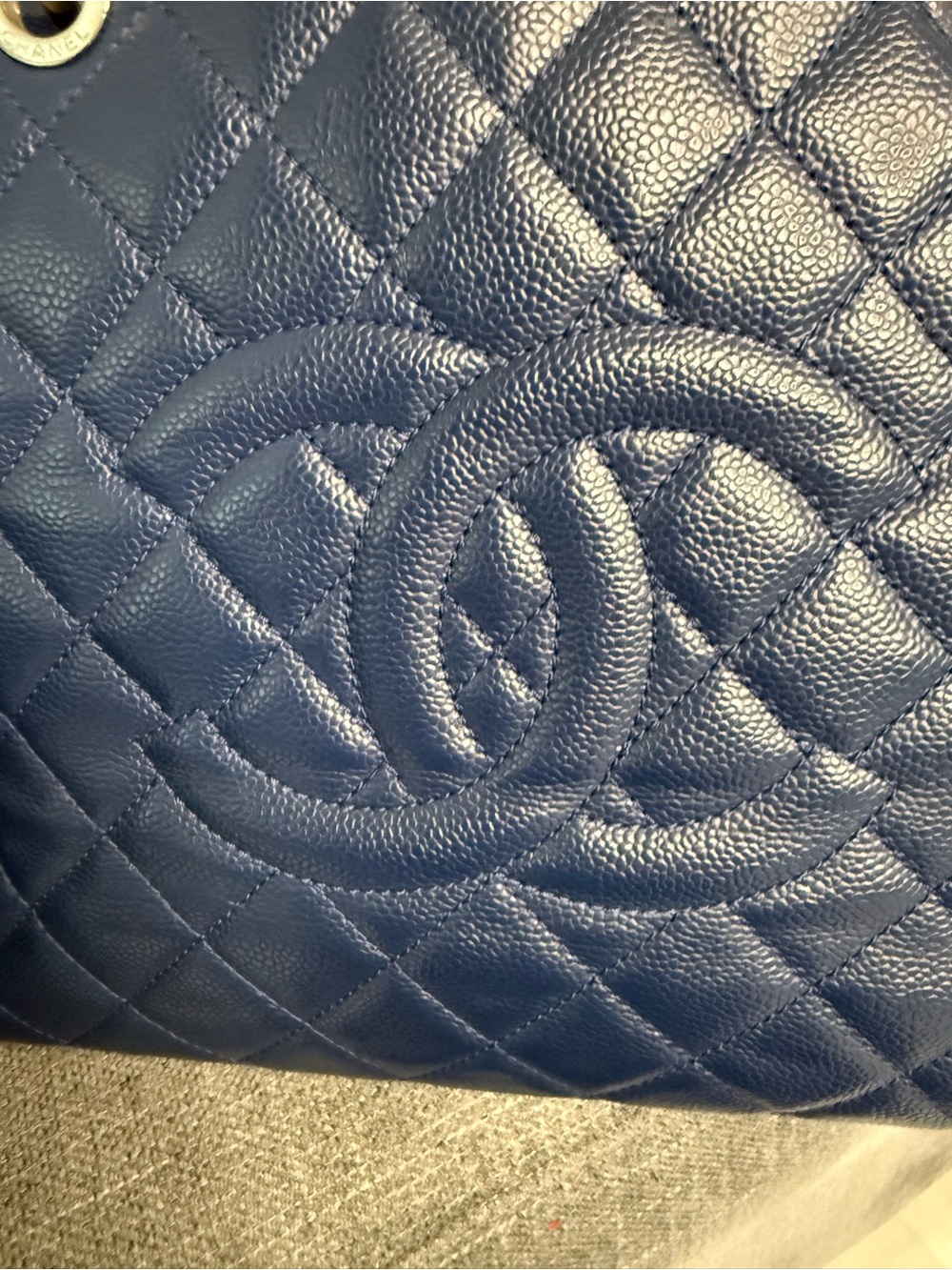 CHANEL CC caviar XL GST Grand shopping tote navy leather tote bag - Picture 5 of 15